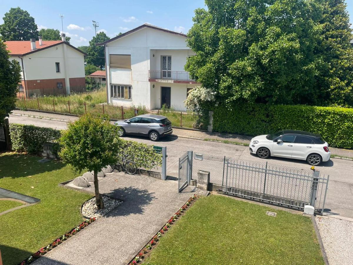 White Smile Apartment Noale Bagian luar foto