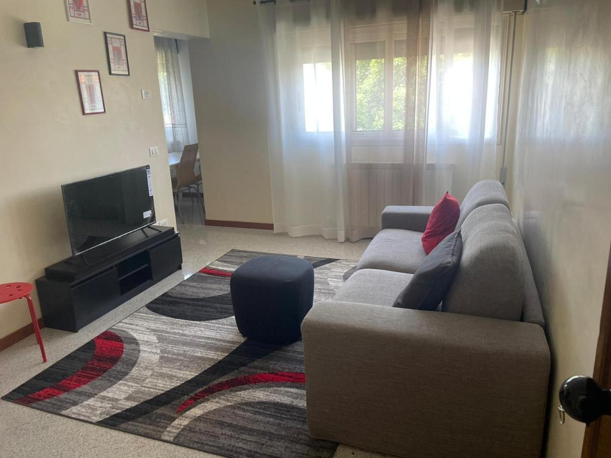 White Smile Apartment Noale Bagian luar foto