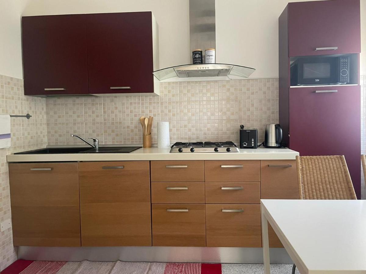 White Smile Apartment Noale Bagian luar foto