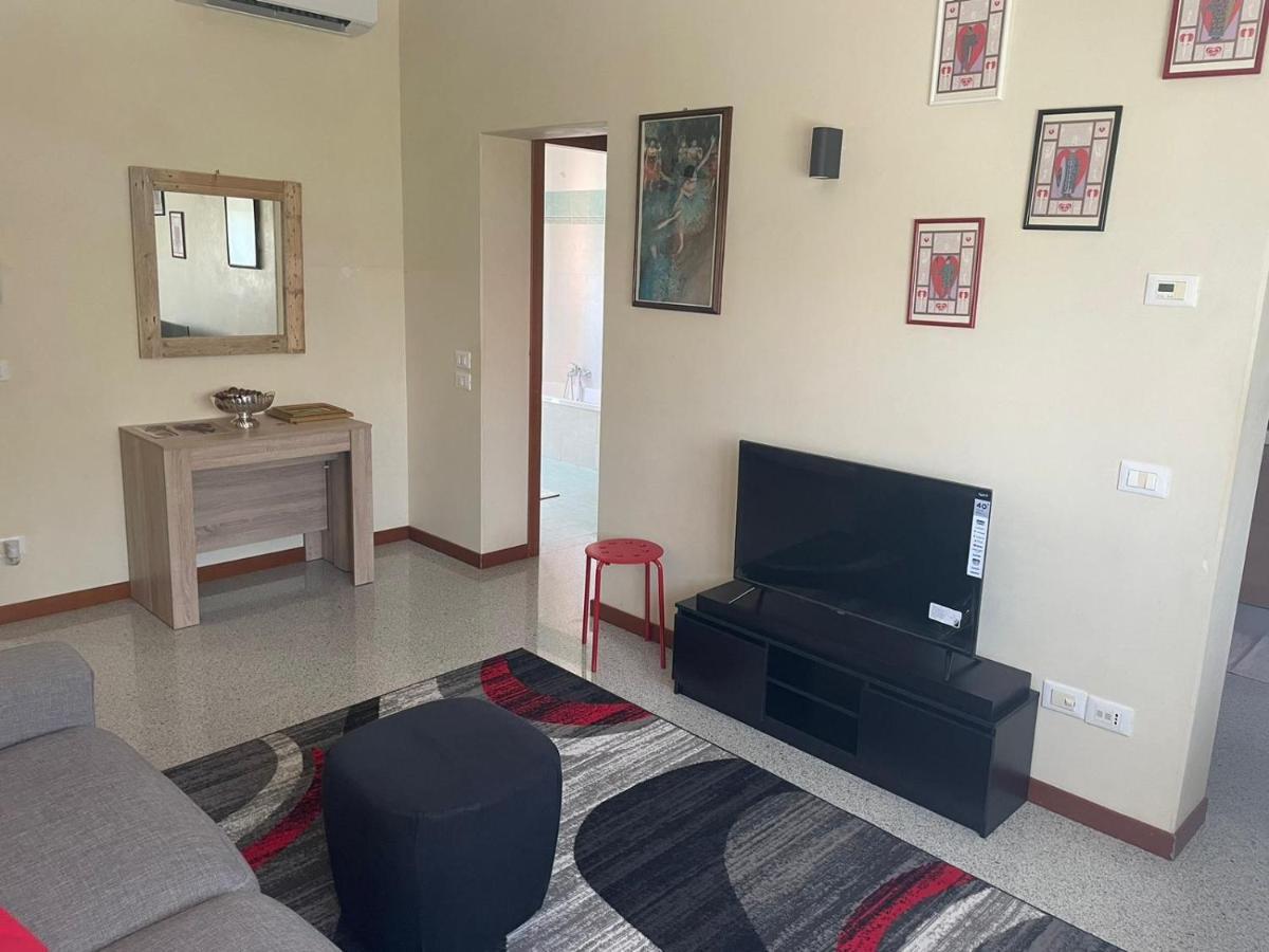 White Smile Apartment Noale Bagian luar foto